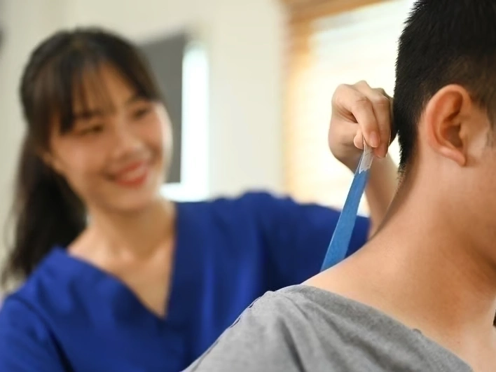 Professional Neck Pain Treatment services by Premier Injury Specialists in Stonecrest, GA — licensed Injury Specialists provider